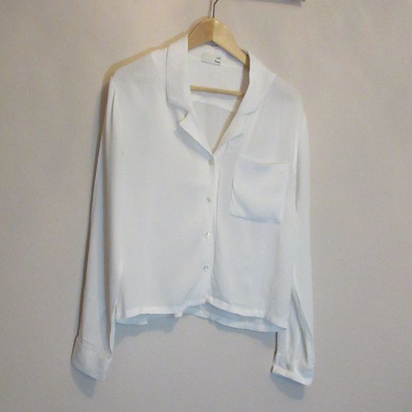 Aritzia Wilfred Free Long Sleeve Size Small White Button up Blouse small - Picture 1 of 9